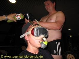 Traditionelle Tauchertaufe 