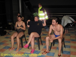 Traditionelle Tauchertaufe 